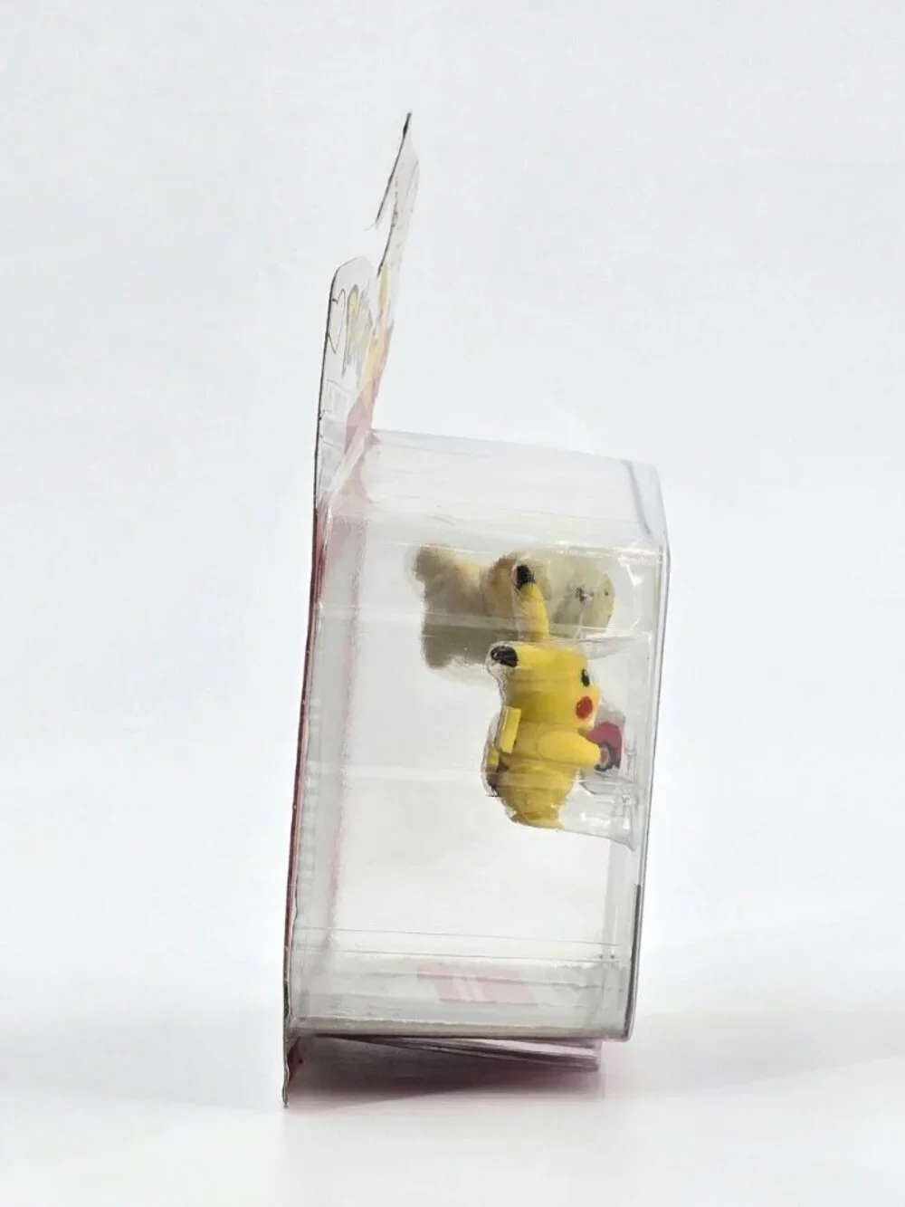 Pokemon Battle Ready Action Figure Pikachu and Fidough Valentine's Day 3 Items